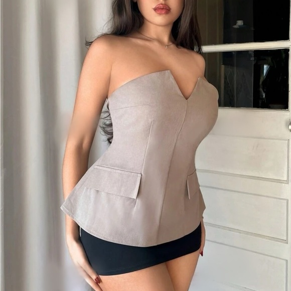 Strapless v detail long peplum flared out pocket front beige / tan tube top - Picture 2 of 4